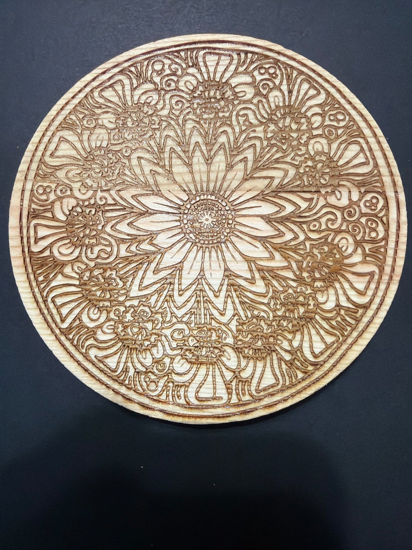 Floral pattern circular coaster