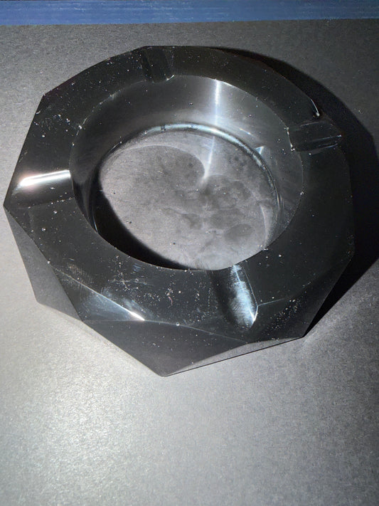 Black Epoxy Resin Ashtray – Handmade Sleek Modern Ashtray