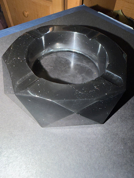 Black Epoxy Resin Ashtray – Handmade Sleek Modern Ashtray